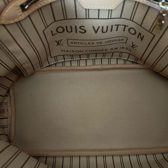 Louis Vuitton Authentic LV PM Neverfull - Picture 6 of 16